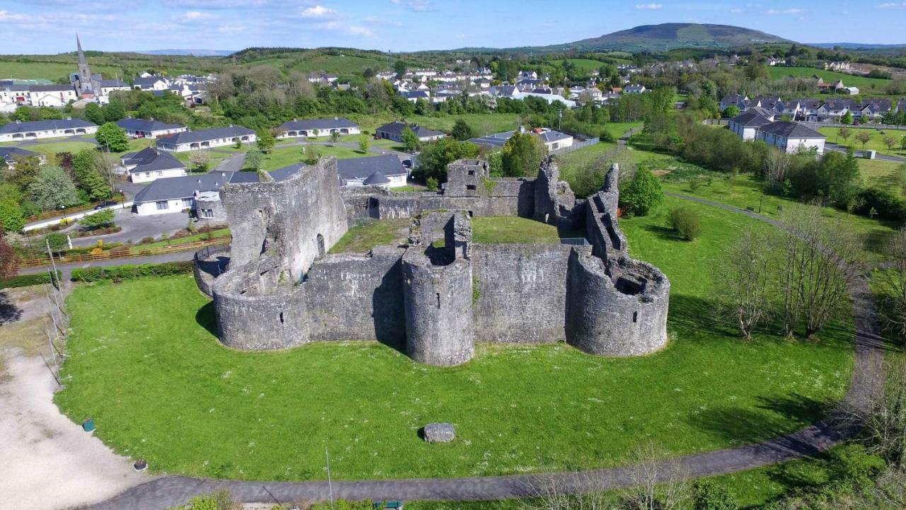 Coach House Hotel Sligo Ballymote Bagian luar foto
